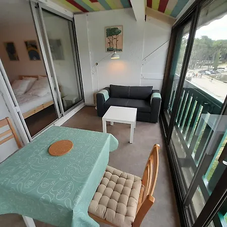 Moderne Rénové Au Bord Du Pour Deux Personnes à Vieux Boucau - Fr-1-239-991 *
